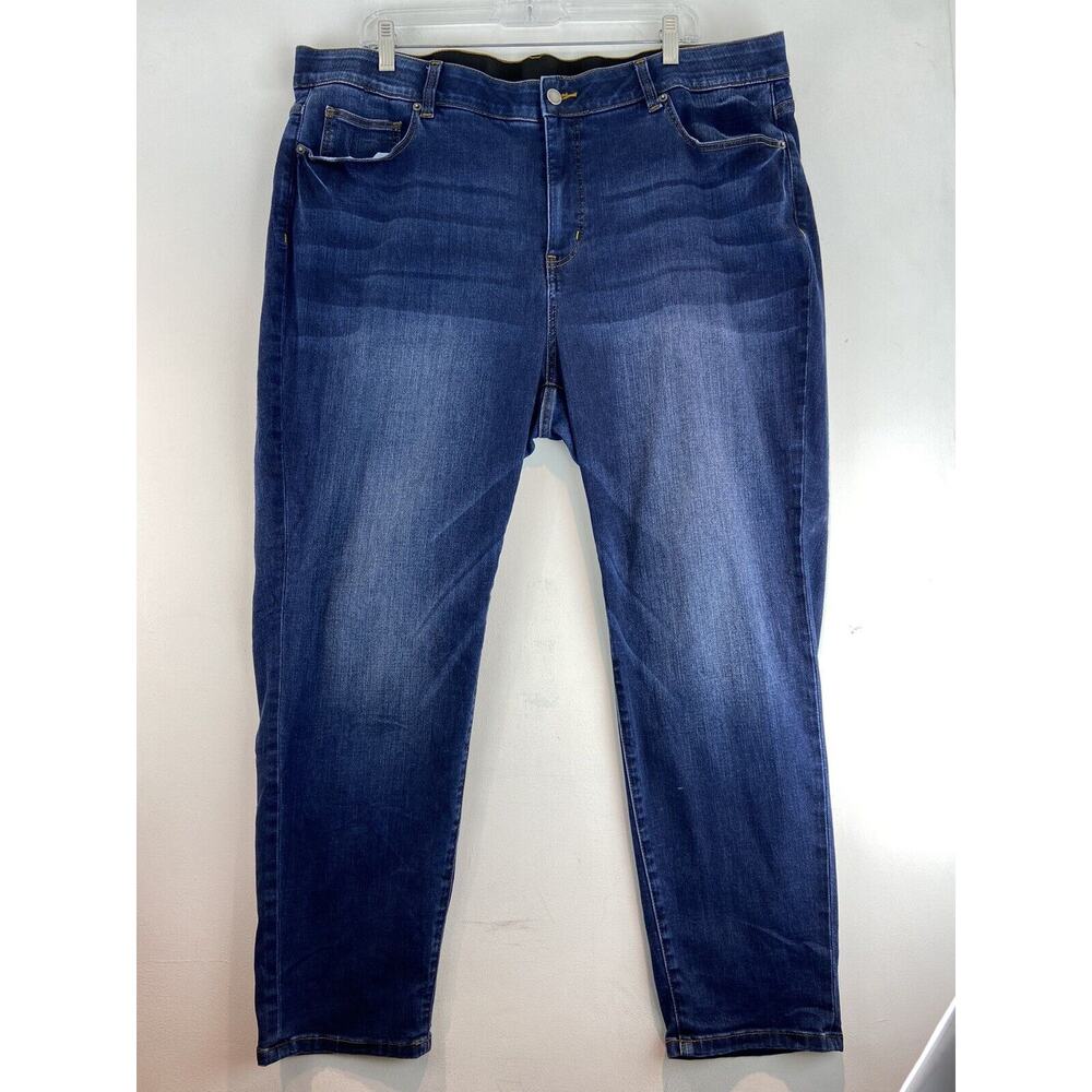 WOMAN medium Wash Denim Jeans Elastic Control Top Waist Size 36x24 (859)